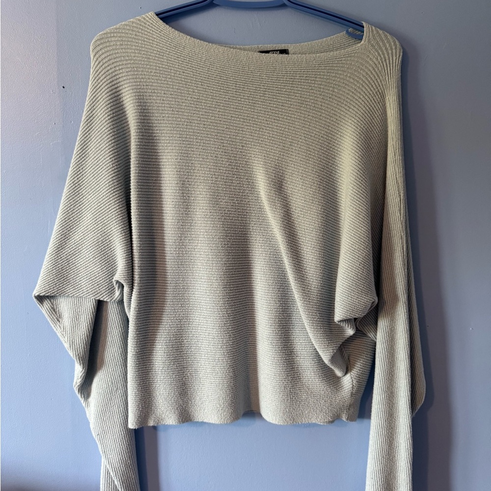 Elegant Cream Women's Sweater